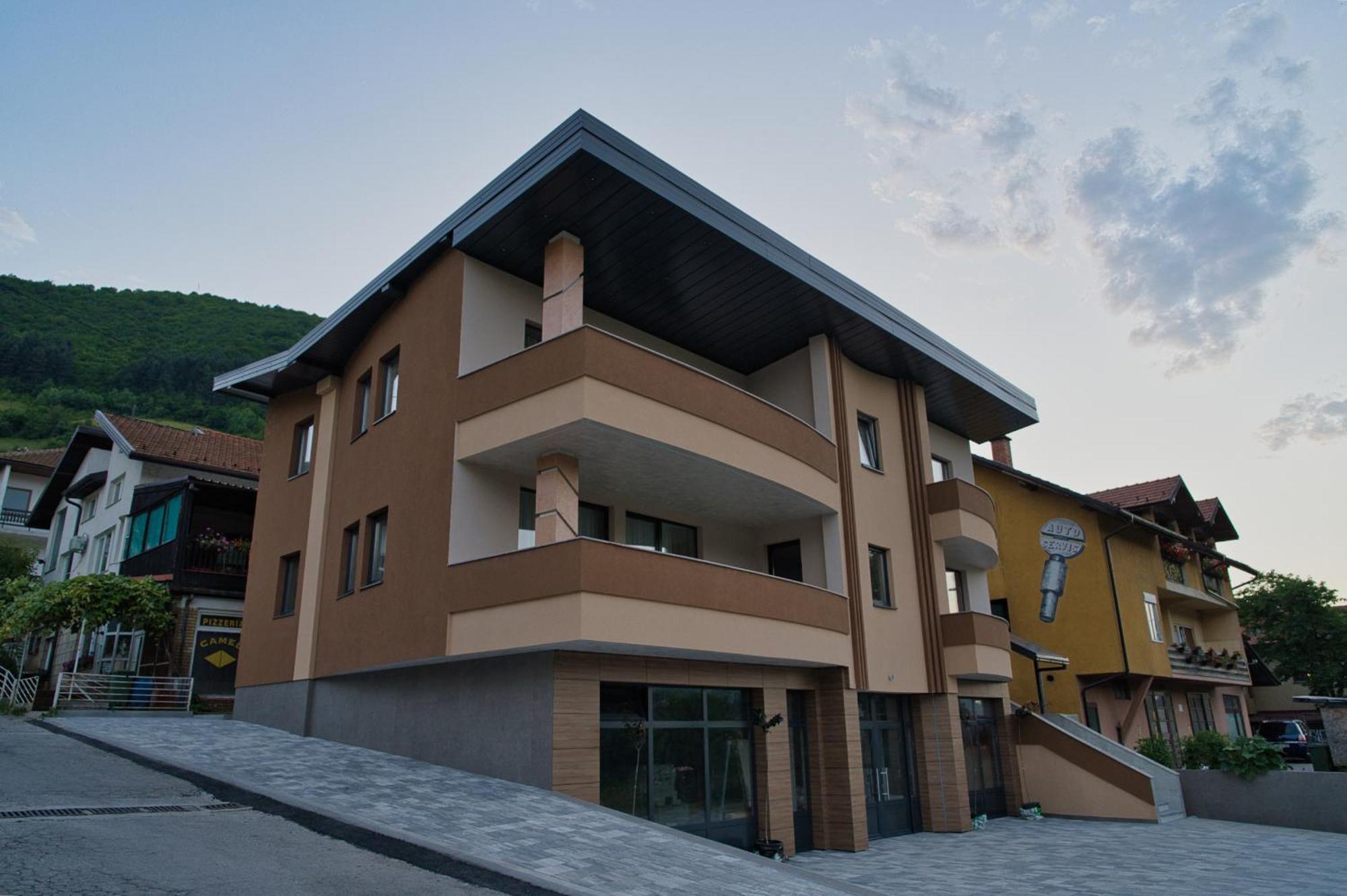 Sm Exclusive Apartments Visoko Eksteriør bilde